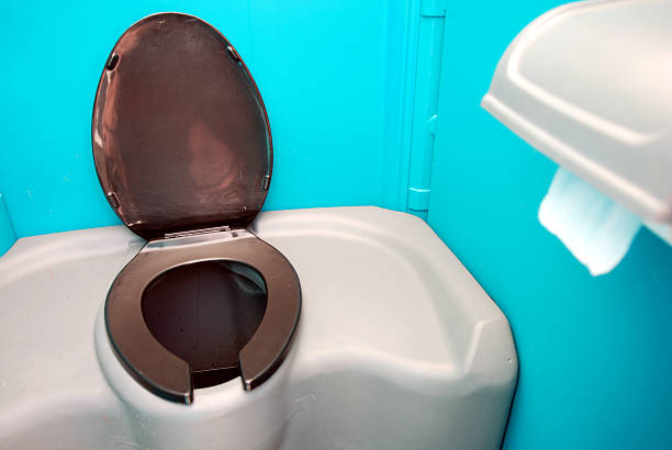 Portable restroom solutions in Dinuba, CA